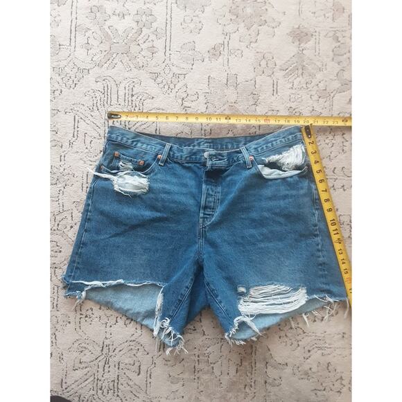 Levi’s Premium 501 ’90s Denim Cutoff Shorts Size 18W Distressed - Picture 1 of 6